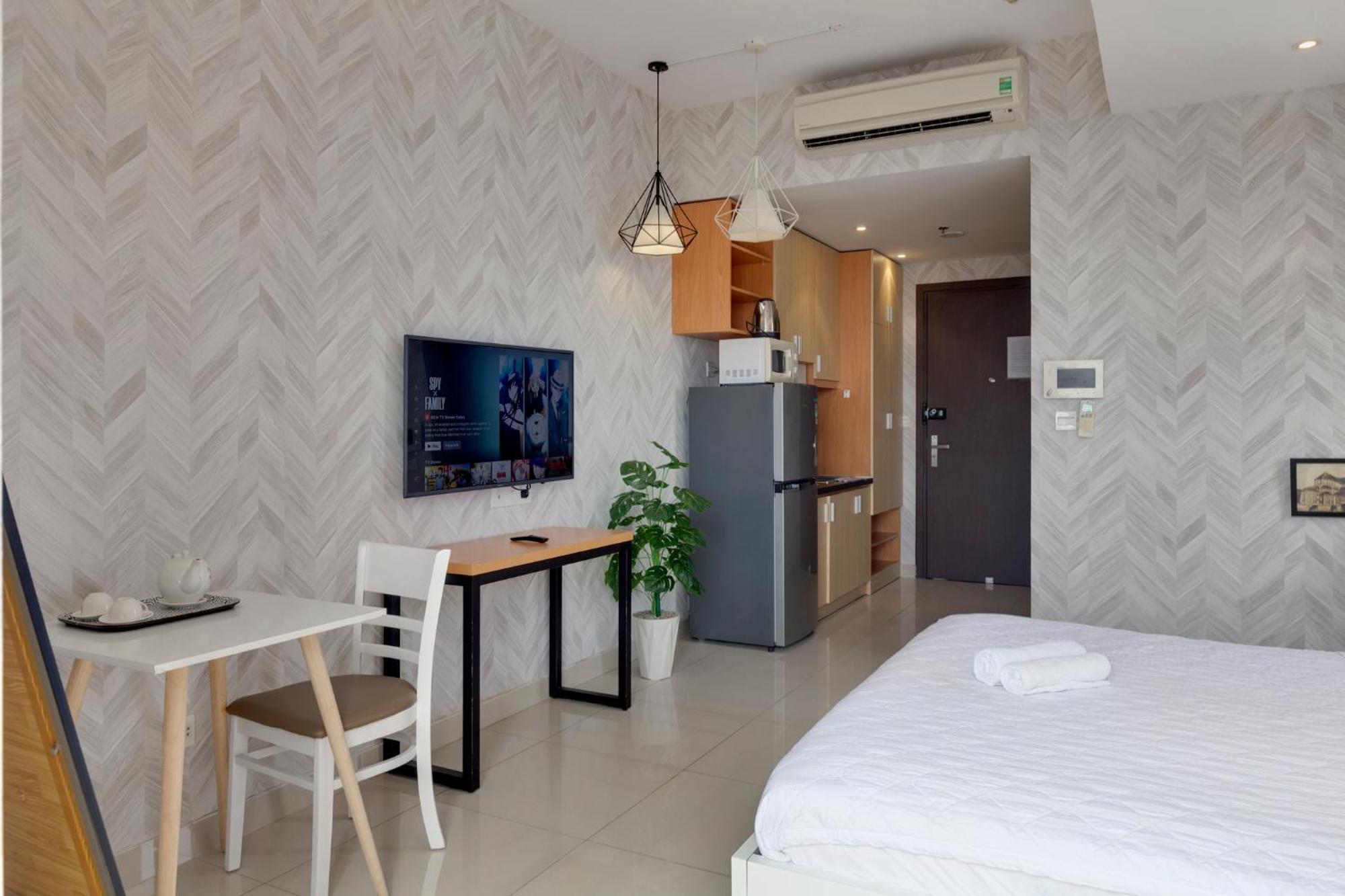 Apartment Saigon - Free Walk Experience, Amazing Infinity Pool & Free 4g Sim Card For 3 Nights Ho-Chi-Minh-Stadt