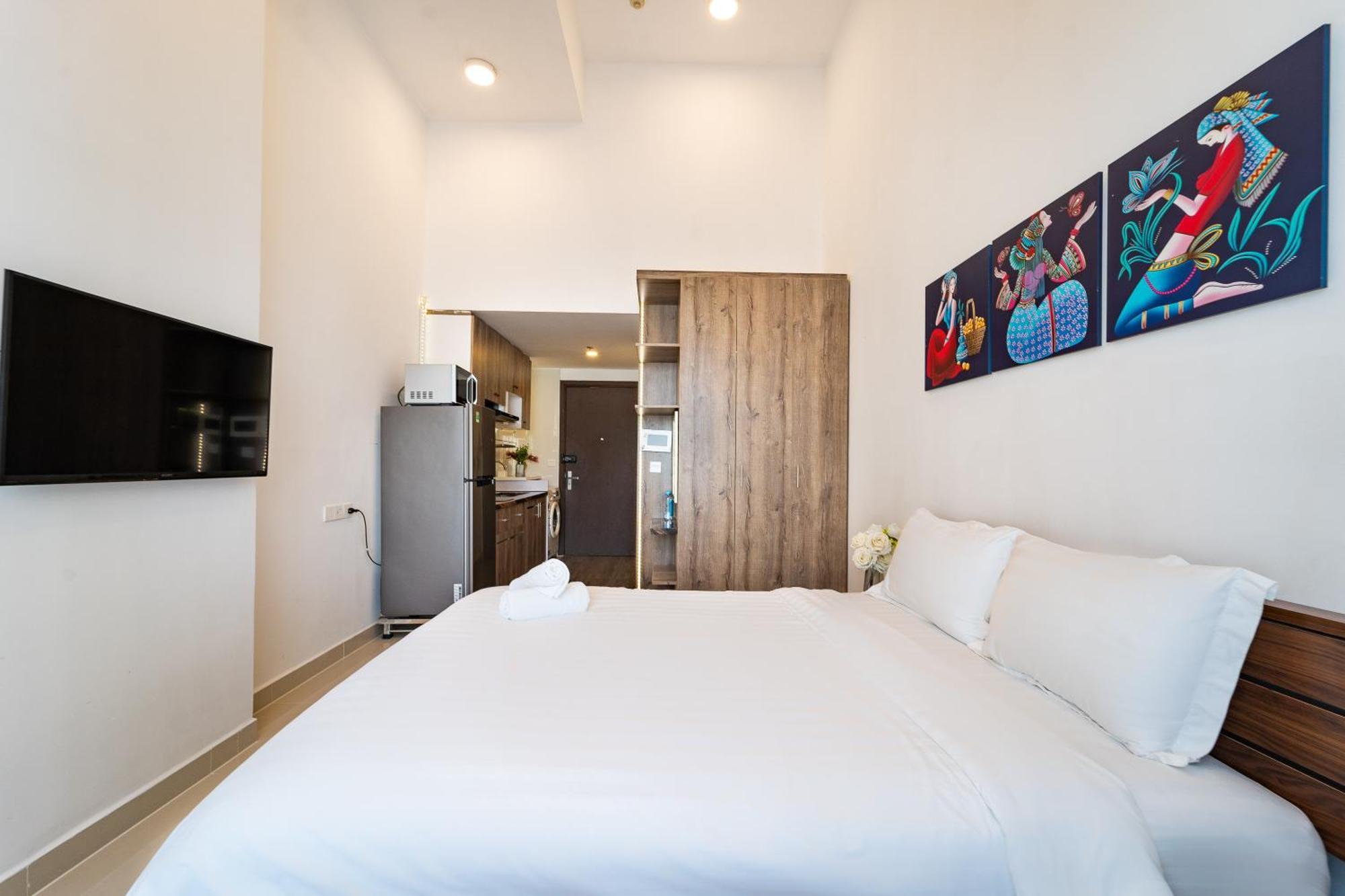Saigon - Free Walk Experience, Amazing Infinity Pool & Free 4g Sim Card For 3 Nights Apartment *