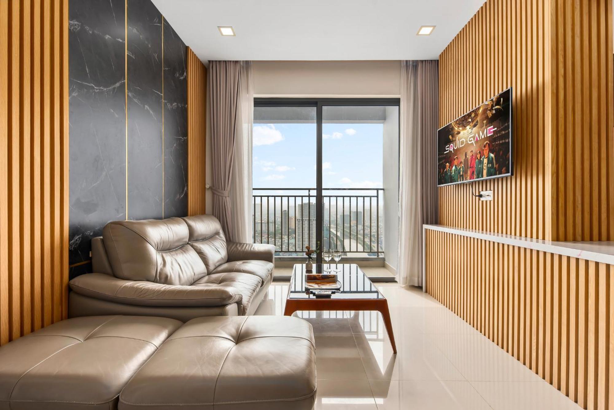 Saigon - Free Walk Experience, Amazing Infinity Pool & Free 4g Sim Card For 3 Nights Apartment *