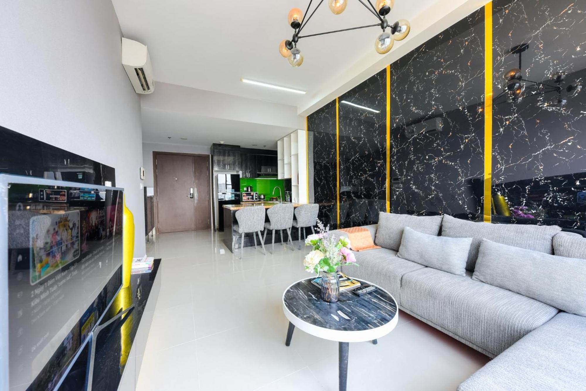 Saigon - Free Walk Experience, Amazing Infinity Pool & Free 4g Sim Card For 3 Nights Apartment Ho-Chi-Minh-Stadt