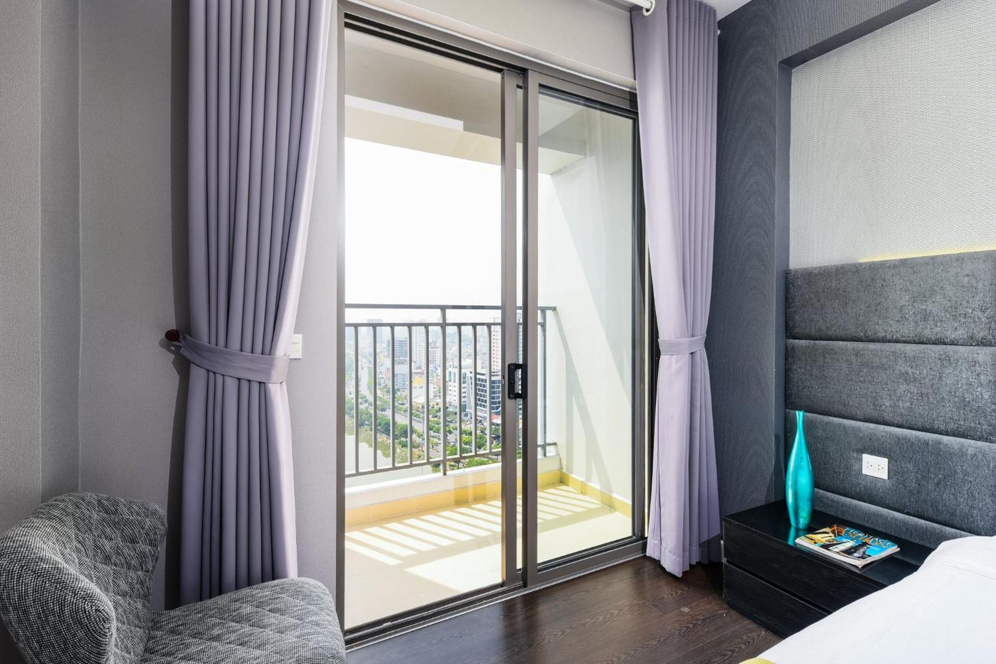 Saigon - Free Walk Experience, Amazing Infinity Pool & Free 4g Sim Card For 3 Nights * Ho-Chi-Minh-Stadt