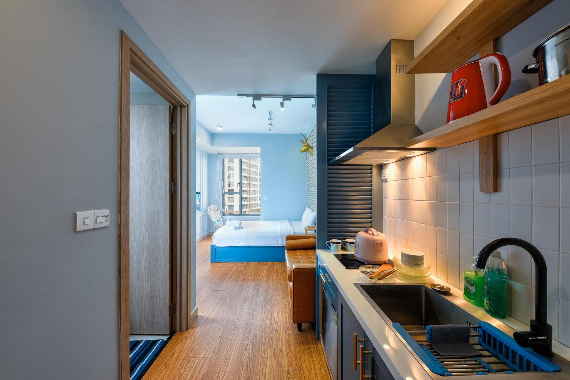 Saigon - Free Walk Experience, Amazing Infinity Pool & Free 4g Sim Card For 3 Nights Apartment