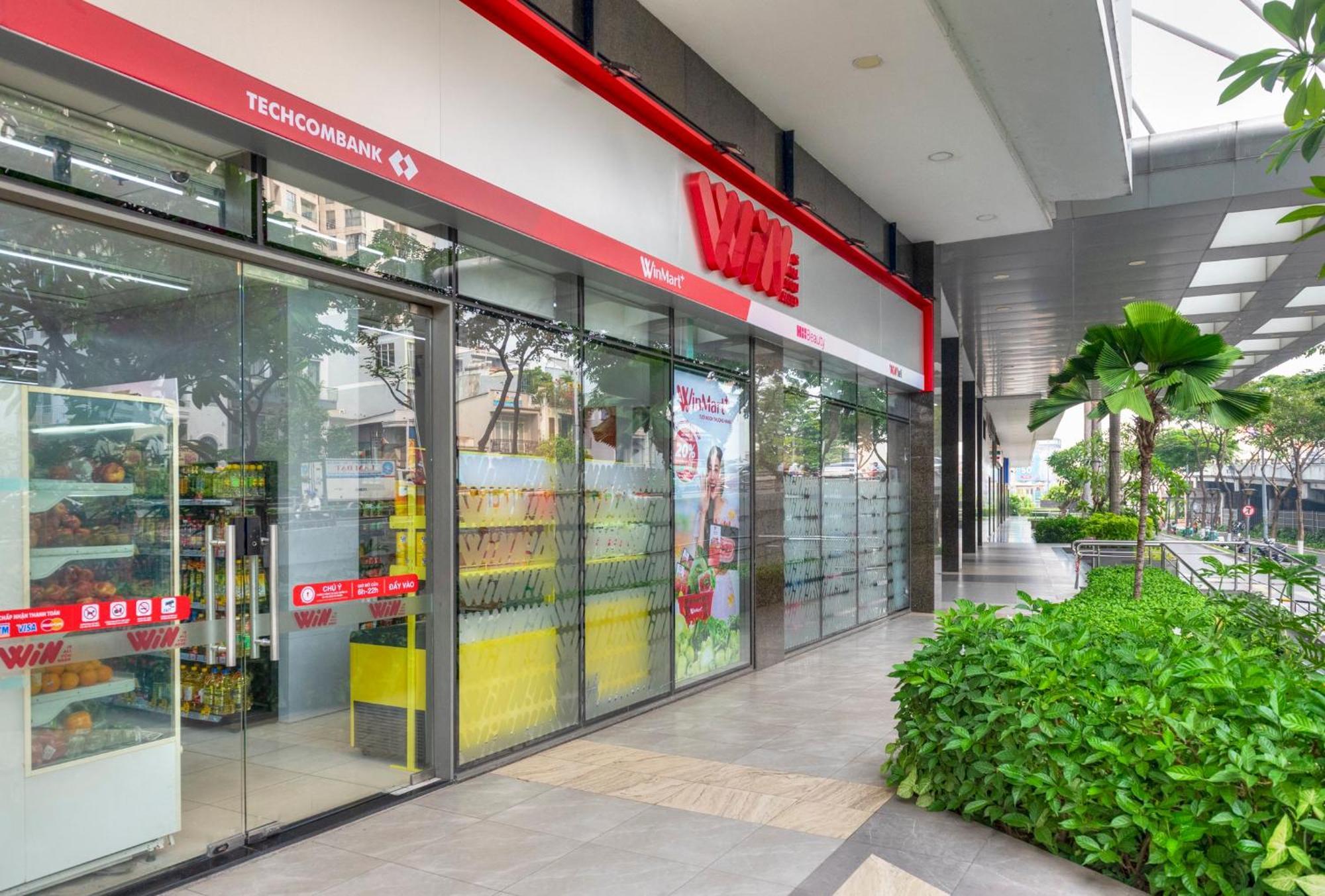 Saigon - Free Walk Experience, Amazing Infinity Pool & Free 4g Sim Card For 3 Nights Apartment *